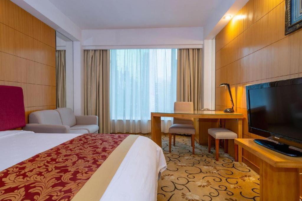 Golden Lustre Hotel Shenzhen Exterior photo