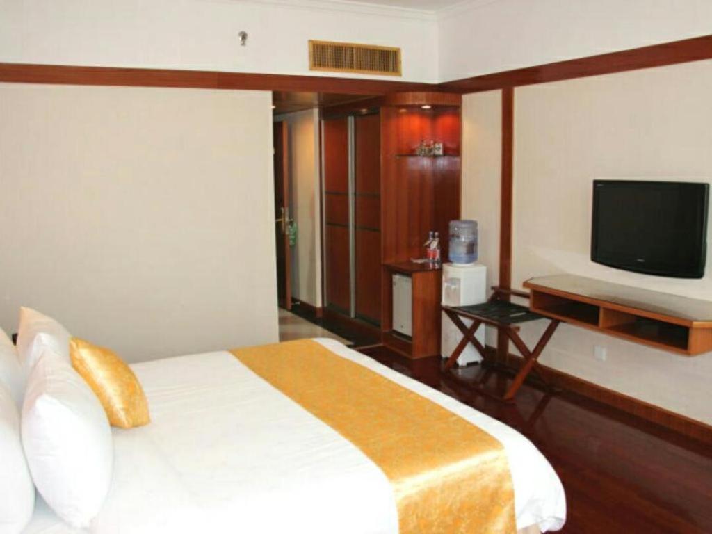 Golden Lustre Hotel Shenzhen Exterior photo