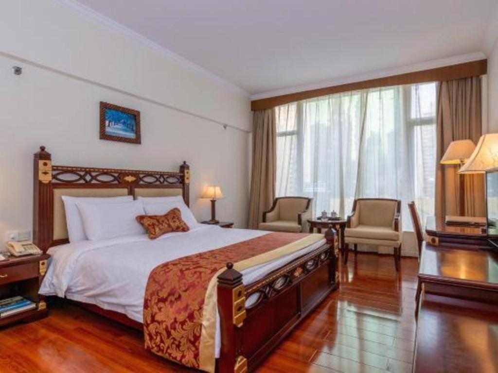 Golden Lustre Hotel Shenzhen Exterior photo