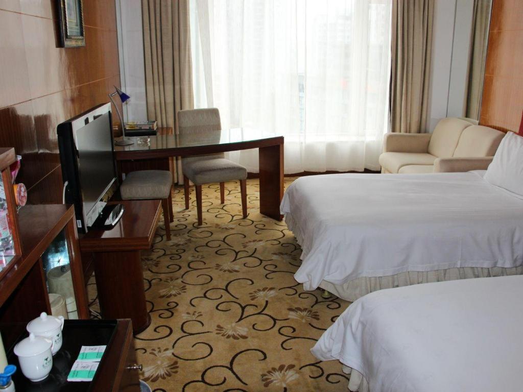 Golden Lustre Hotel Shenzhen Exterior photo