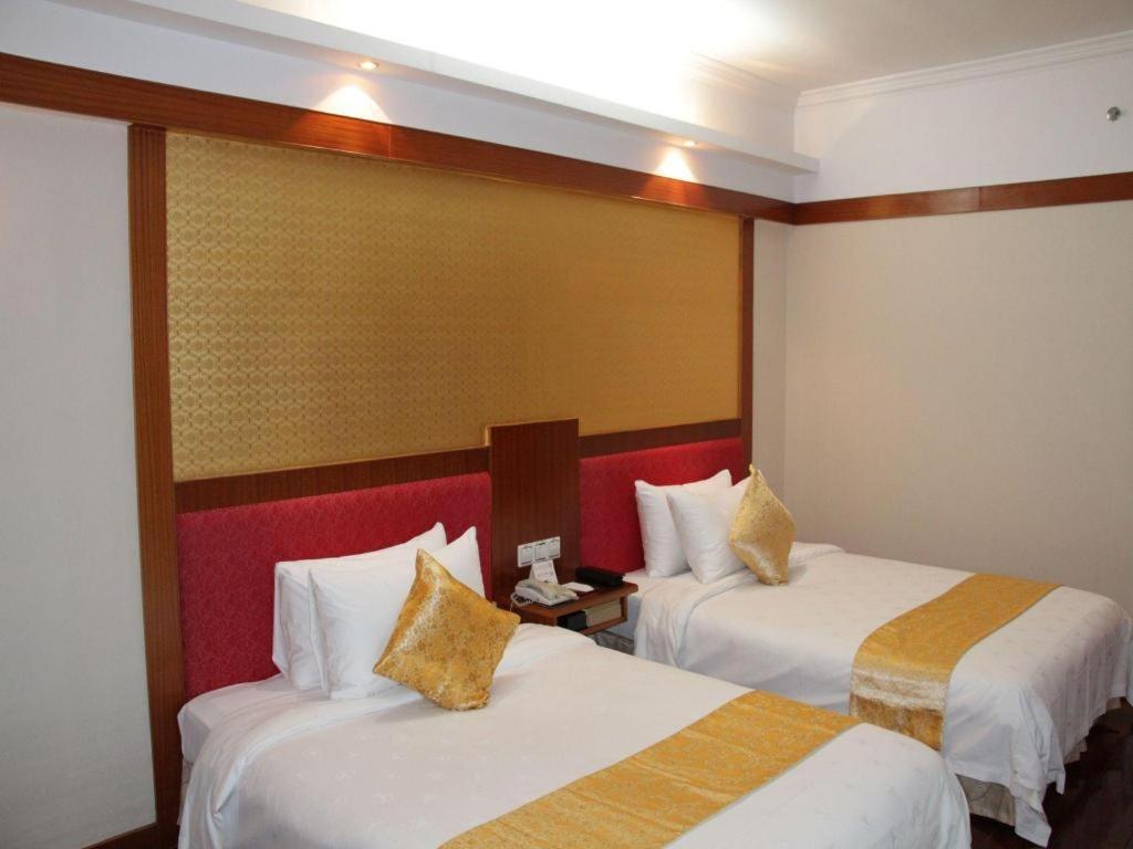 Golden Lustre Hotel Shenzhen Exterior photo