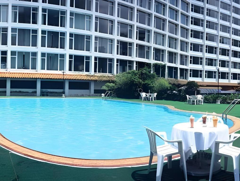 Golden Lustre Hotel Shenzhen Exterior photo
