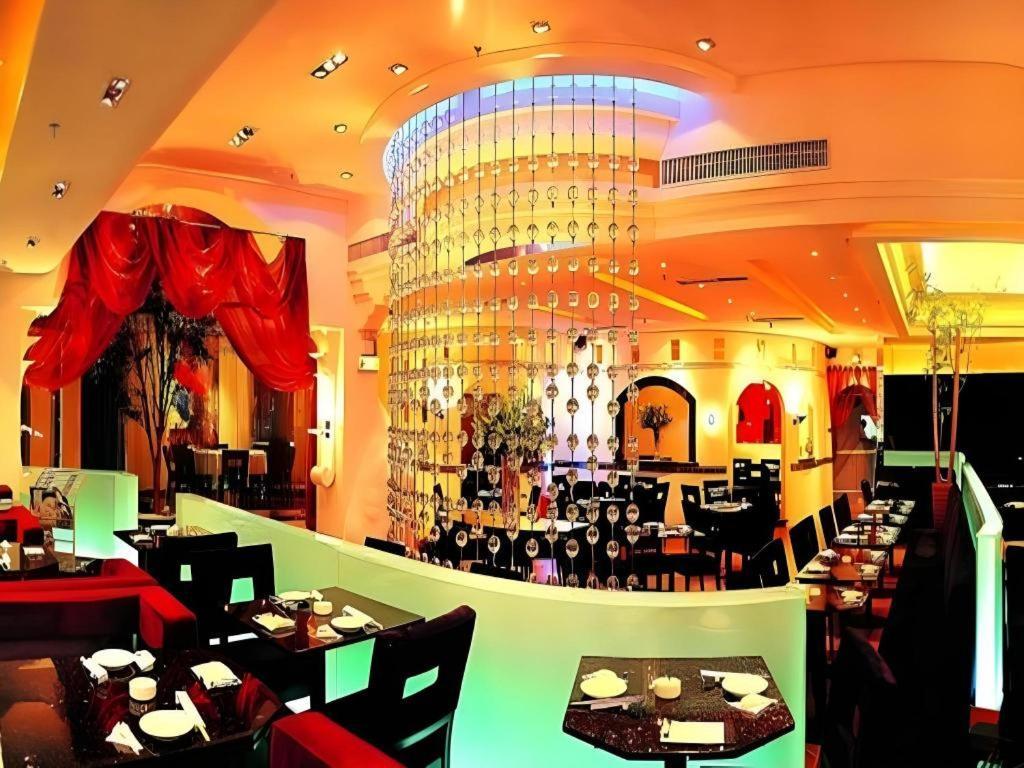 Golden Lustre Hotel Shenzhen Exterior photo